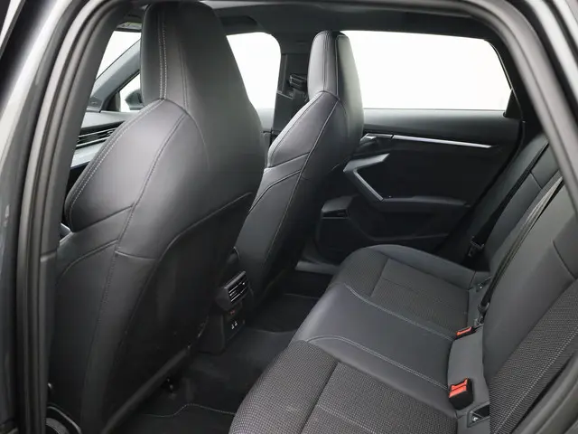 Audi A3 Sportback 35 TFSI/150PK S Line 2025 Benzine 18