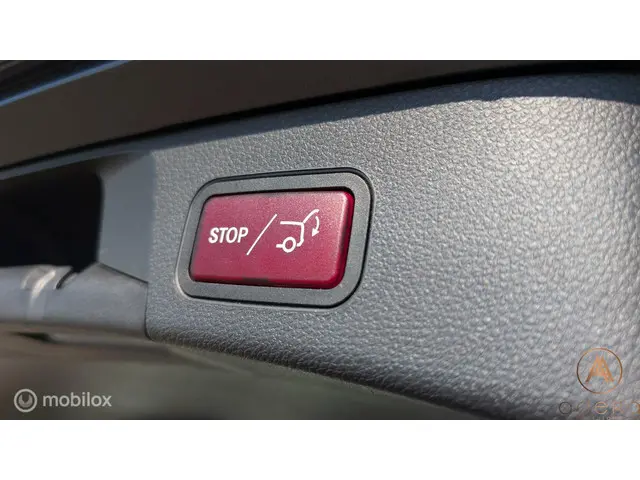 Mercedes-Benz C-Klasse Estate 180 Prestige 2015 Benzine 35