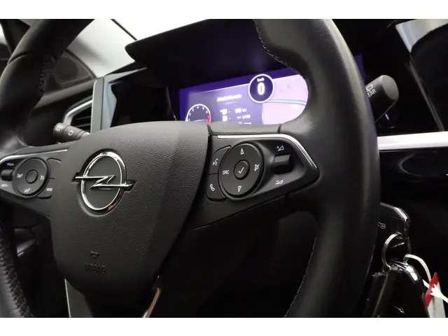 Opel Grandland 1.2 Turbo GS Line 2022 Benzine 30