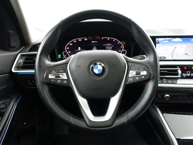 BMW 3 Serie 330e M Sport Aut- 2020 Hybride Benzine 19