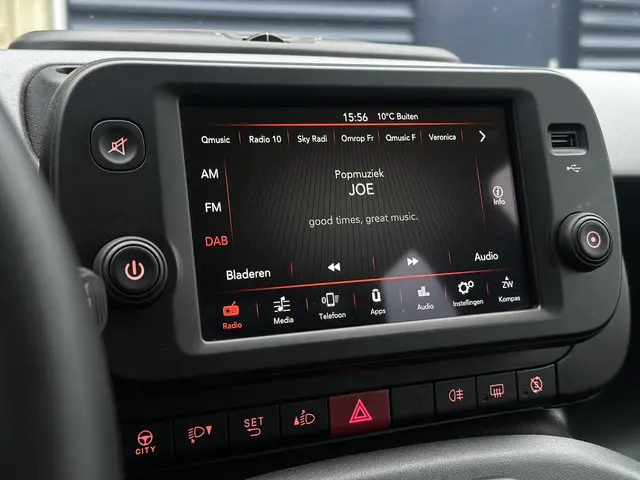 Fiat Panda 1.0 Hybrid City Life 2022 Benzine 13