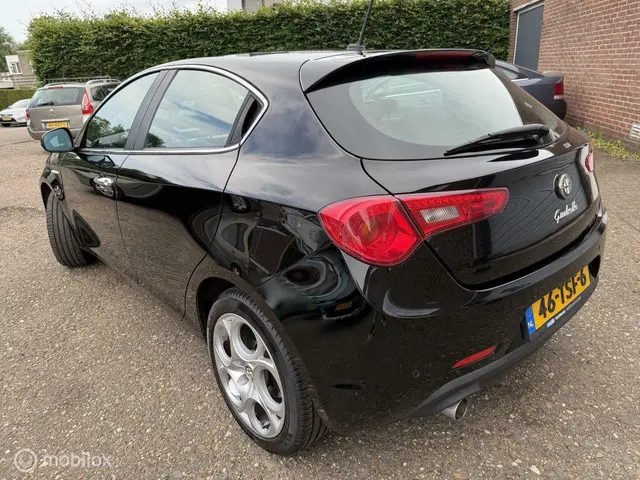 Alfa Romeo Giulietta 1.4 T Progression airco 2012 Benzine 3
