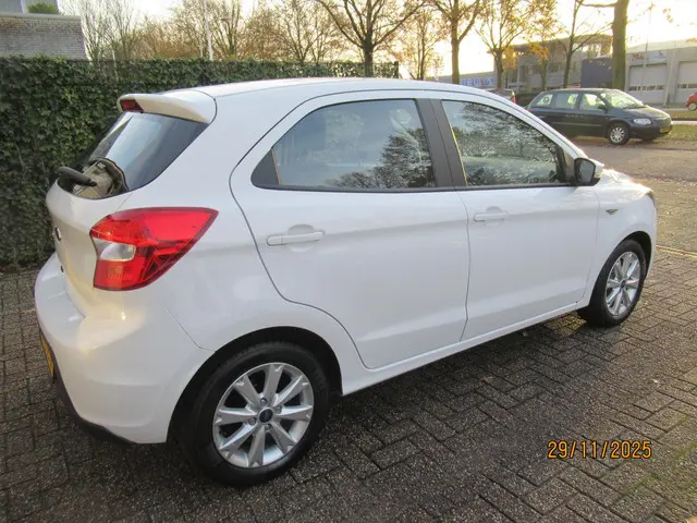 Ford Ka Ka+ 1.2 Trend Essential 2018 Benzine 6