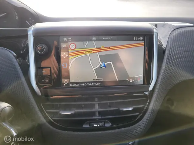 Peugeot 2008 1.2 PureTech Allure 2016 Benzine 7