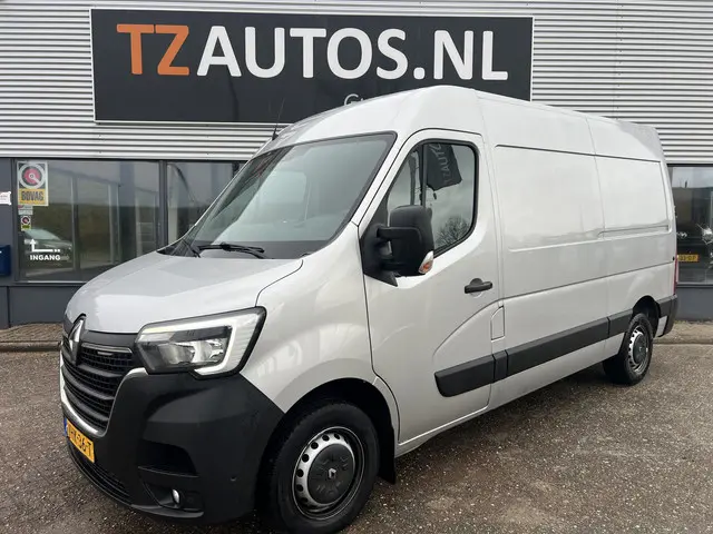 Renault Master T35 2.3 dCi 135 L2H2 2020 Diesel