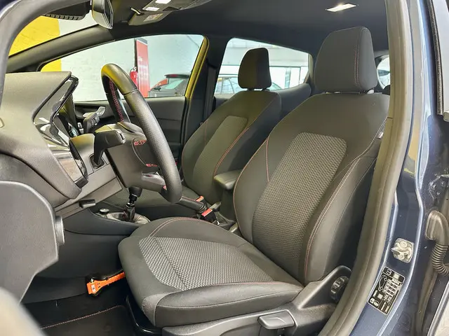 Ford Fiesta 1.0 EcoBoost ST-Line 2021 Benzine 18