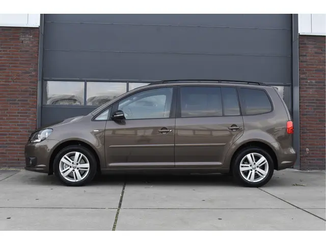 Volkswagen Touran 3