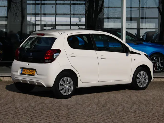 Peugeot 108 1.0 e-VTi Active 2020 Benzine 6