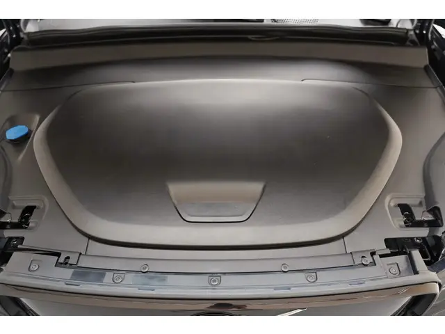 Volvo XC40 P8 Recharge AWD R-Design 2021 Elektrisch 29