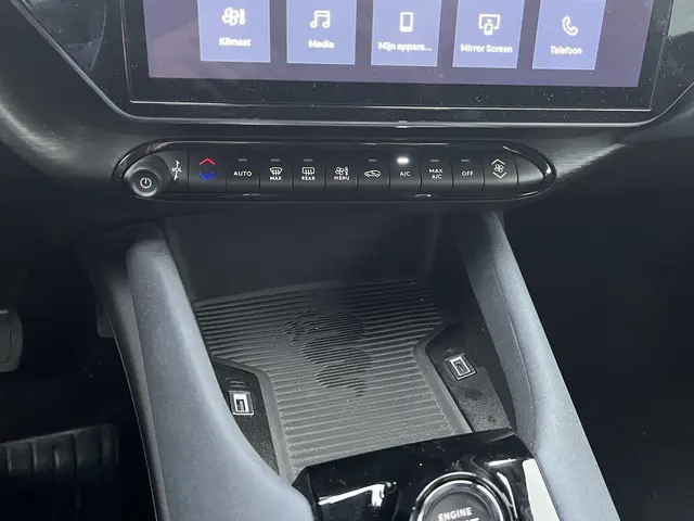 Alfa Romeo Junior Elettrica 54 kWh 2025 Elektrisch 24