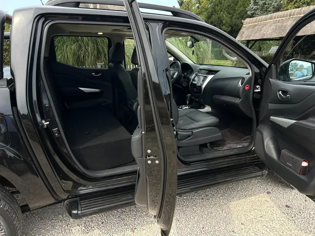 Nissan Navara NISSAN F73CI5J 2021 Diesel 11