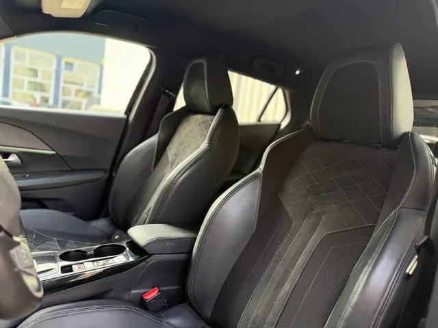 Peugeot 2008 1.2 PureTech GT|Focal|Automaat 2020 Benzine 51