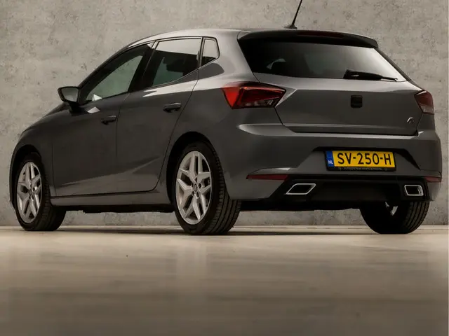 SEAT Ibiza 1.0 TSI FR Intense Sport 2018 Benzine 3