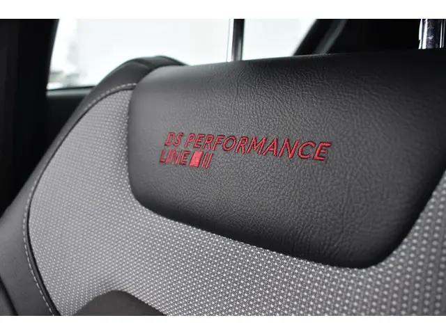 DS DS 4 PureTech 130 Performance Line 2017 Benzine 11