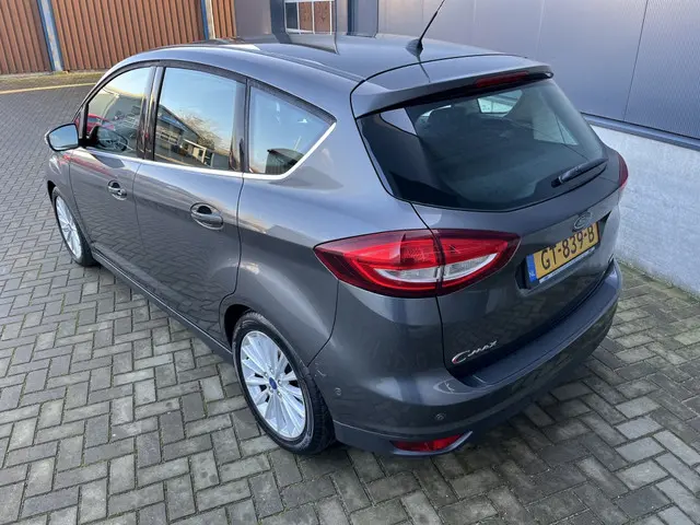 Ford C-MAX 1.5 Titanium 2015 Benzine 4