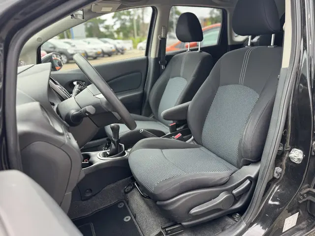 Nissan Note 1.2 Connect Edition 2014 Benzine 35