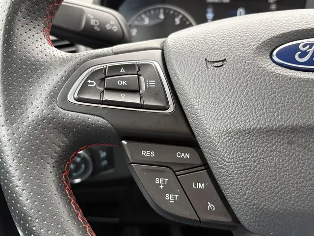 Ford EcoSport 1.0 EcoBoost ST-Line 2019 Benzine 26