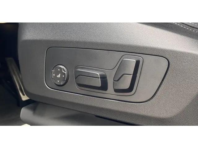 BMW X1 xDrive25e 2025 Hybride Benzine 14