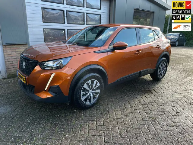 Peugeot 2008 1.2 PureTech Blue Lease Allure 2020 Benzine 1