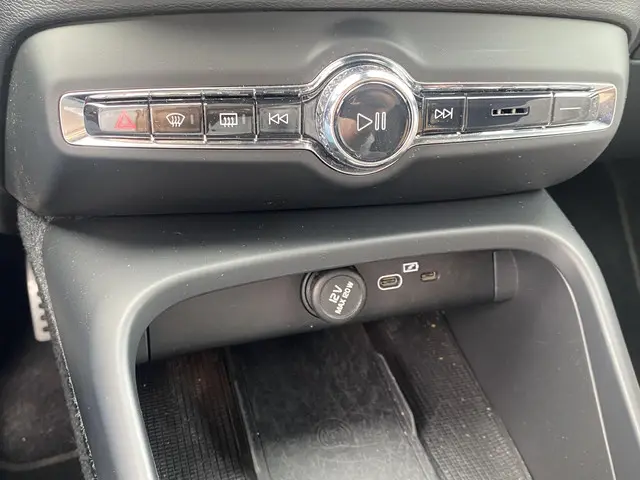 Volvo XC40 Recharge Plus 2022 Elektrisch 30