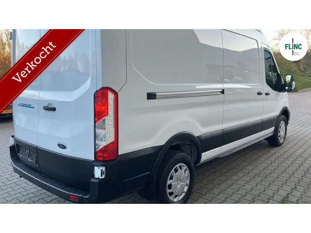 Ford E-Transit 350 68kWh L3H2 Trend 2024 Elektrisch 4