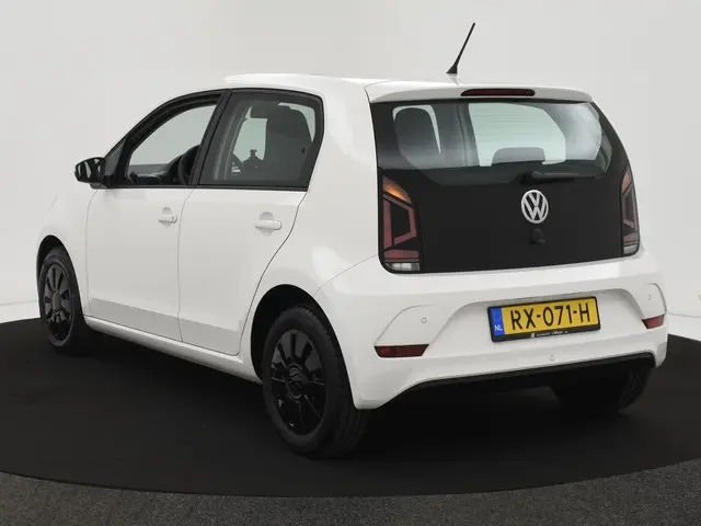 Volkswagen up! 1.0 BMT move up! AUTOM. 2018 Benzine 9
