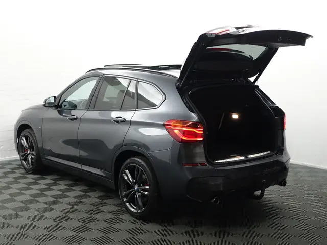 BMW X1 sDrive20i M Sport Aut- 2019 Benzine 40