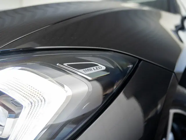 BMW 3 Serie Sedan 330e 2026 Hybride Benzine 12