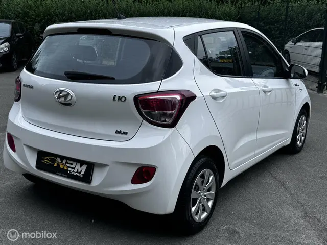 Hyundai i10 1.0i i-Motion 2015 Benzine 5