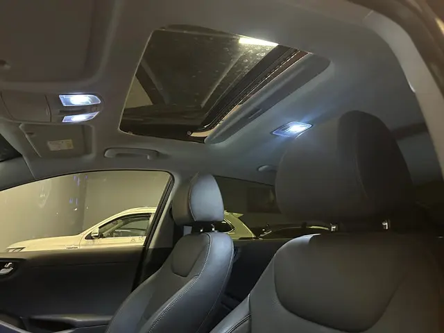 Hyundai IONIQ Premium EV FULL OPTIONS 2019 Elektrisch 25