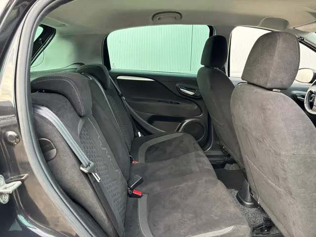 Fiat Punto Evo 0.9 TwinAir Lounge 2015 Benzine 10