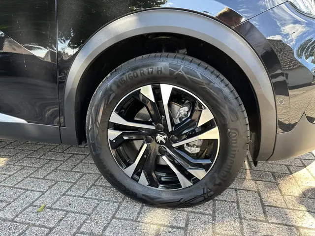 Peugeot e-2008 EV GT 2022 Elektrisch 9