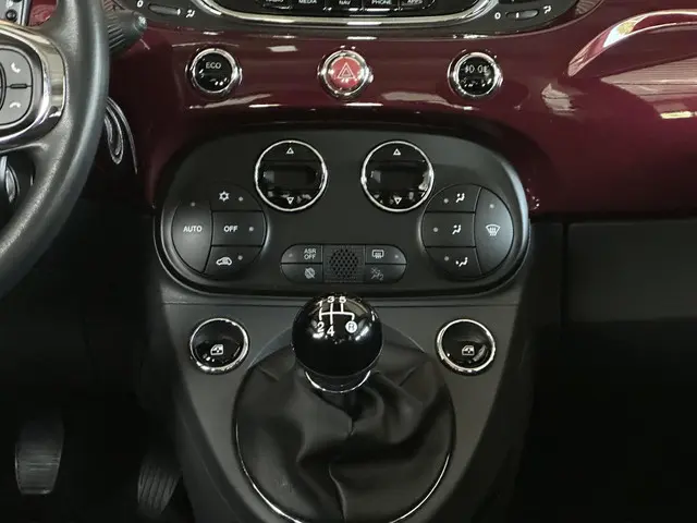 Fiat 500 0.9 TwinAir Turbo Lounge 2015 Benzine 17