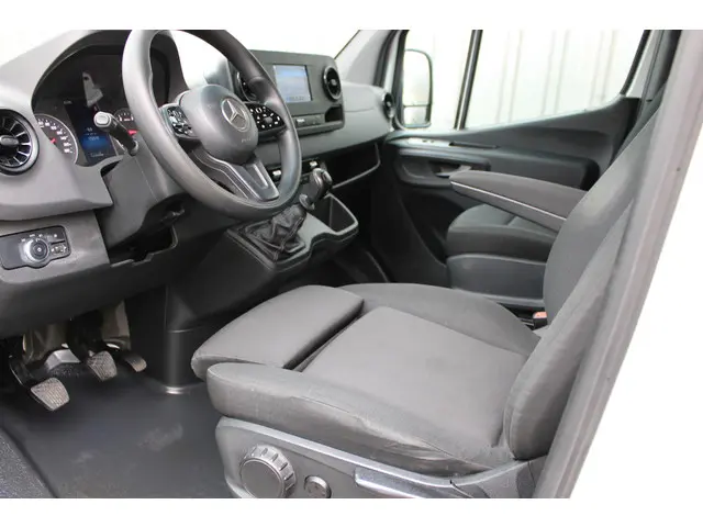 Mercedes-Benz Sprinter 311 2.2 CDI L3H2 2020 Diesel 5