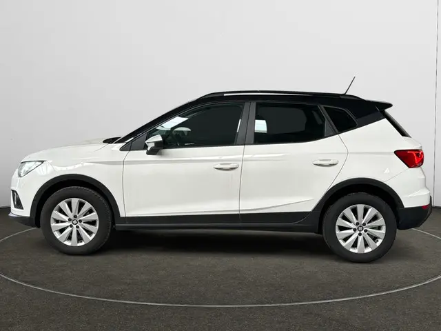 SEAT Arona 1.0 TSI Style Business Intense 2019 Benzine 23