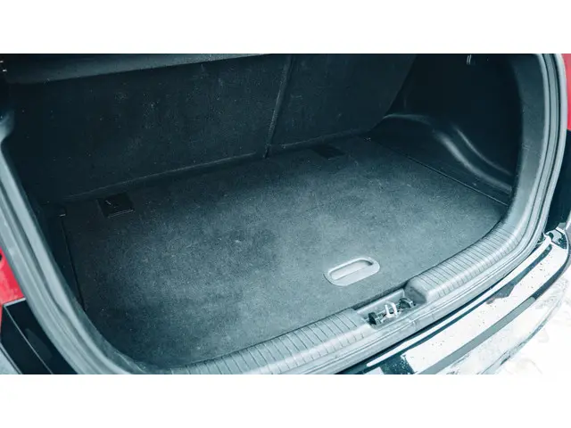 Kia Venga 1.6 CVVT Plus Pack AUTOMAAT NAVI 2013 Benzine 10