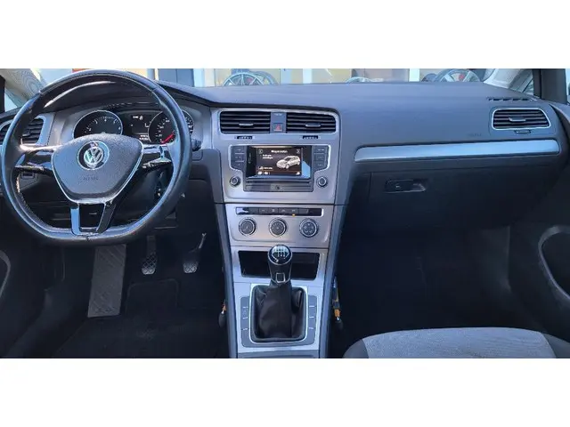 Volkswagen Golf VII 1.0 TSI Trendline 2015 Benzine 6