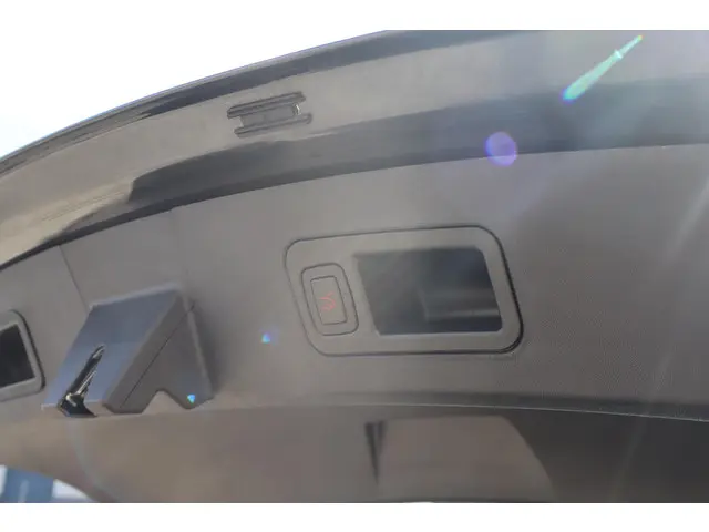 Tesla Model S 75D Base 2017 Elektrisch 29