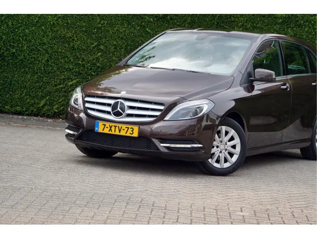 Mercedes-Benz B-Klasse B 180 Ambition 2014 Benzine 17