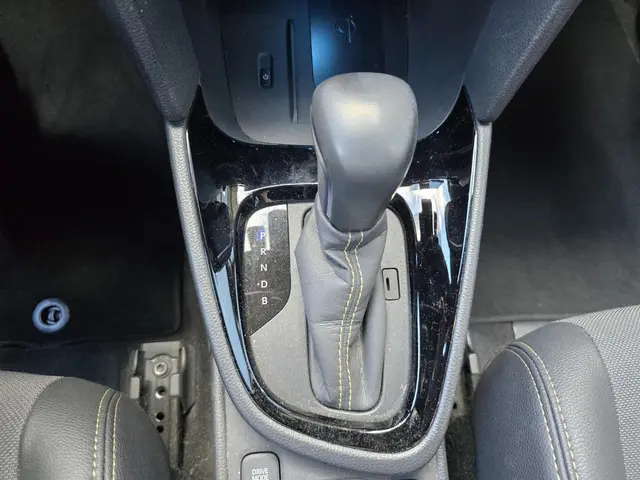 Toyota Yaris Cross 1.5 VERKOCHT 2021 Hybride Benzine 18