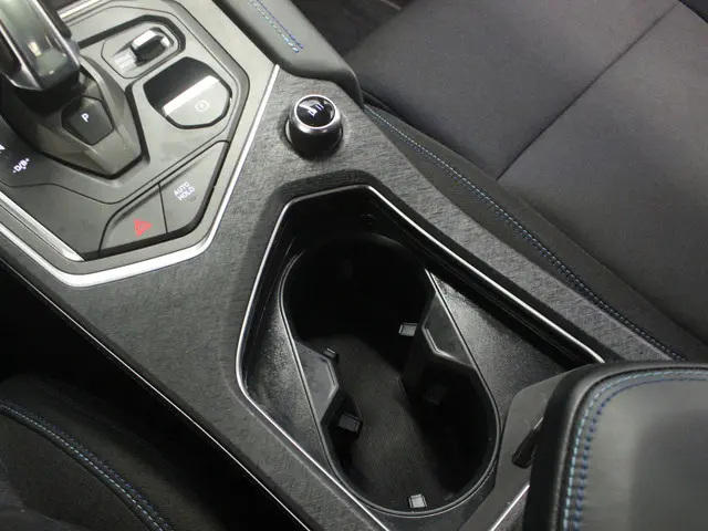 Lynk & Co 01 Plug-in Hybride 2022 Hybride Benzine 20