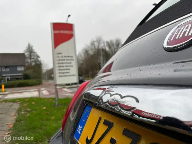 Fiat 500 0.9 TwinAir Turbo Lounge|AIRCO|NAVI 2016 Benzine 25