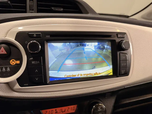 Toyota Yaris 1.0 VVT-i Trend 2013 Benzine 17