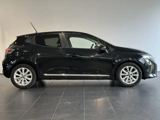 Renault Clio 1.0 TCe 90 GPF evolution 2024 Benzine 15