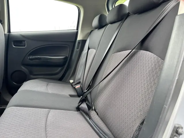 Mitsubishi Space Star 1.0 Cool+ 2016 Benzine 13