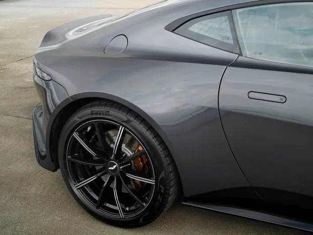 Aston Martin V8 Vantage 4.0 2021 Benzine 19