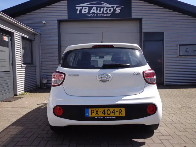 Hyundai i10 1.0i i-Motion 5-DRS !! AIRCO !! 2017 Benzine 4