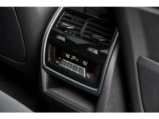 BMW X5 xDrive45e High Executive 2021 Hybride Benzine 34
