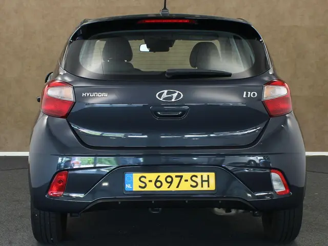 Hyundai i10 1.0 Comfort 2023 Benzine 9
