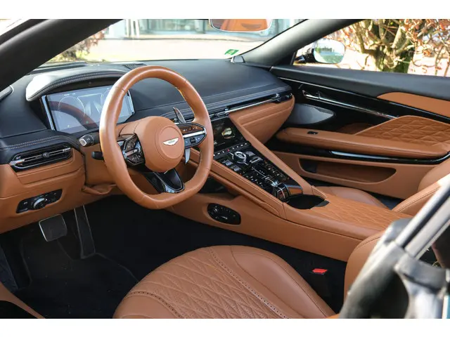 Aston Martin V8 Volante DB12 4.0 2024 Benzine 3